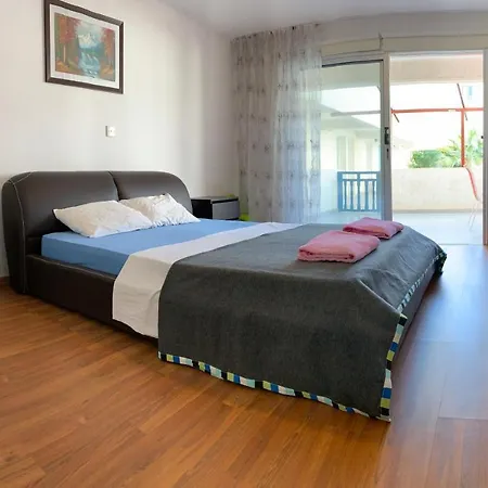 아파트 Napa Blue Apartment, Xxl Pool,in Hearth Of 아이아 나파